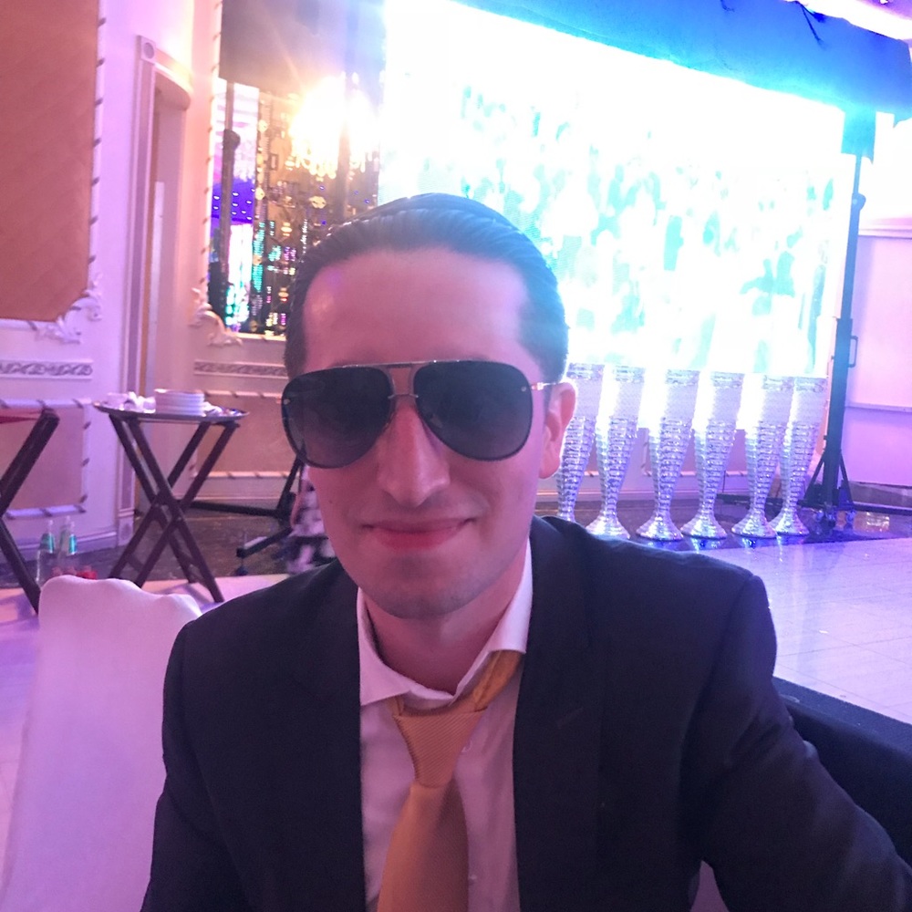 Meet your Posher, Eduard